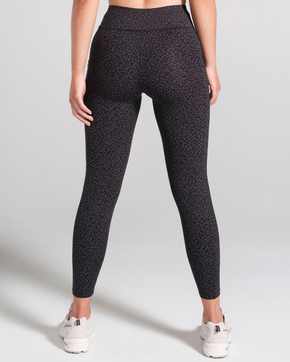 Printed 7/8 Leggings - Black image 2