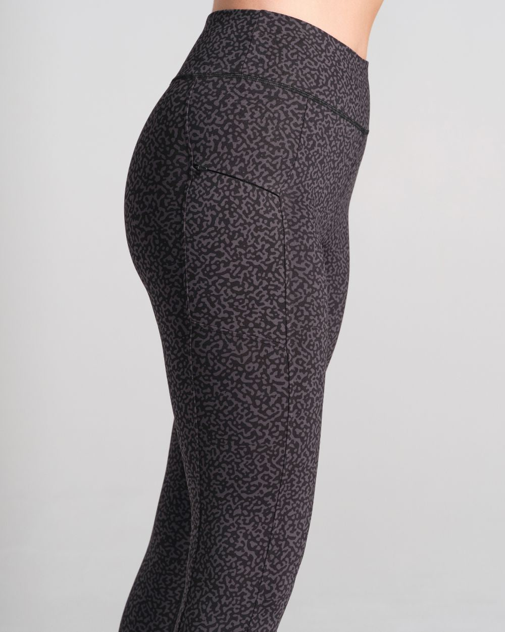 Printed 7/8 Leggings - Black image 3