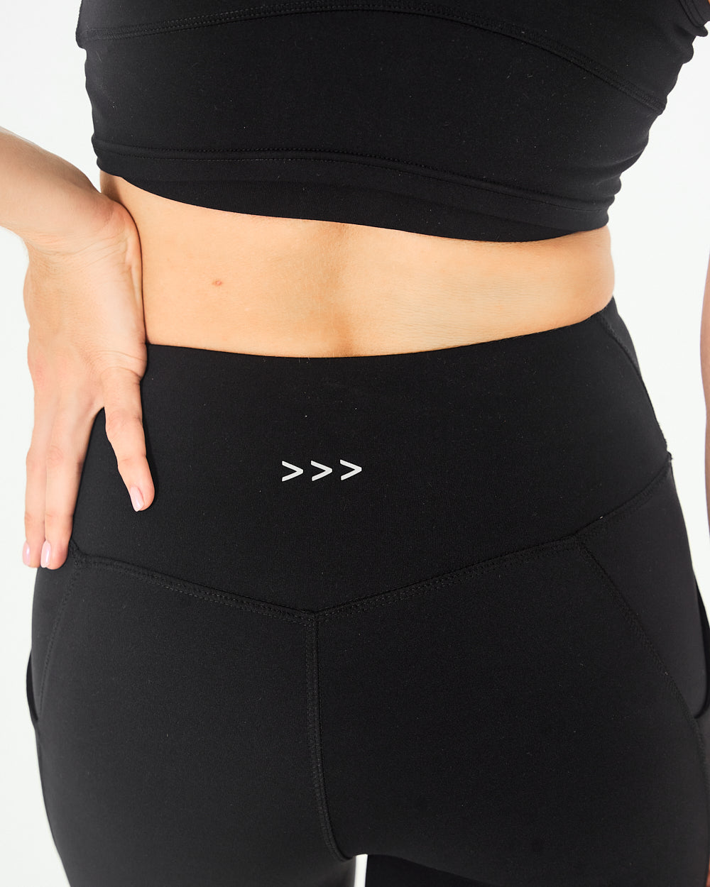 Womens 7/8 Leggings - Black image 4