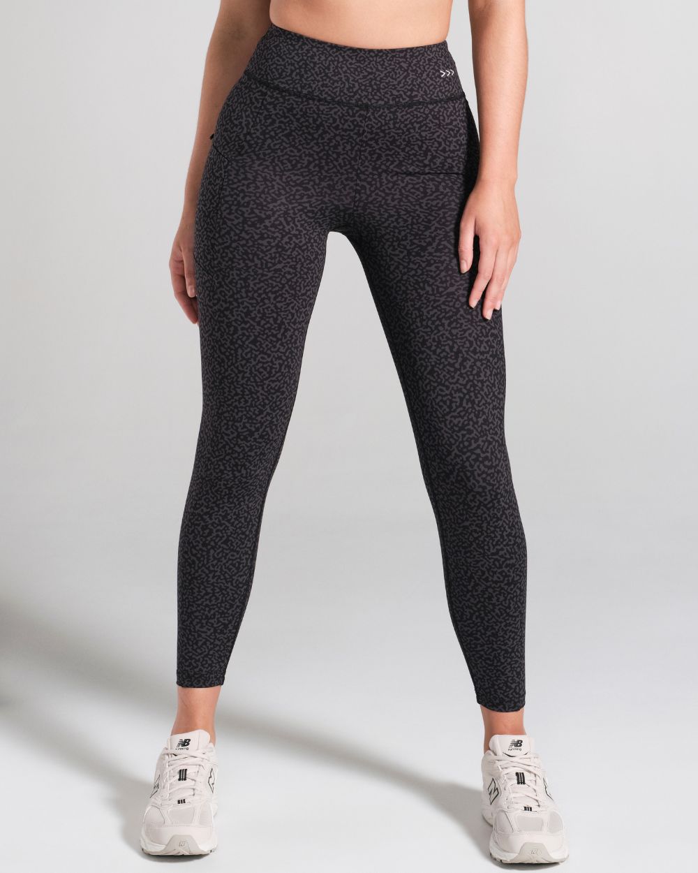 Printed 7/8 Leggings - Black image 0