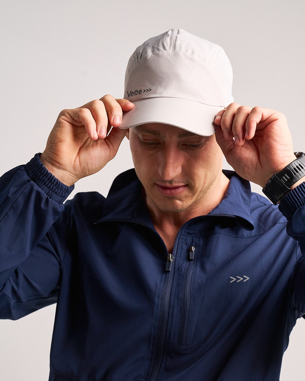 Verbe Technical Running Cap - Reflective - Grey image 3