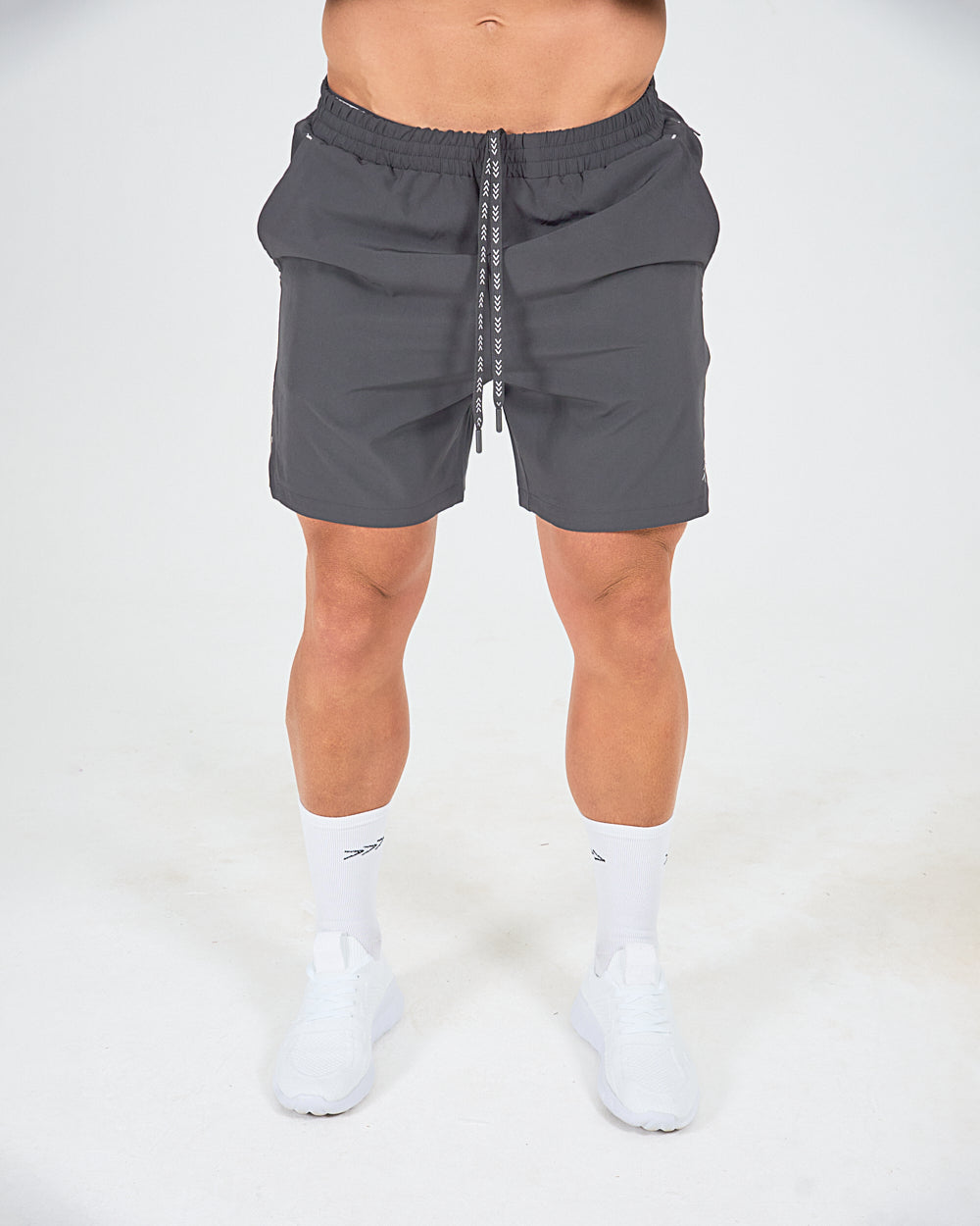 Mens Train 6-Inch Shorts - Grey image 0